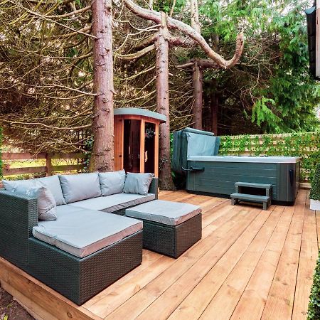 Pink Spa Nest Blairgowrie and Rattray Exterior photo